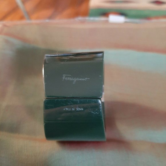 Vintage signed Ferragamo drk GREEN plastic hinged cuff bracelet 1 3/4" wide RARE - Picture 3 of 4